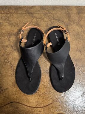 Aerosoles Black and Tan Slingback Sandals size 8 - shoe style In Conchlusion
